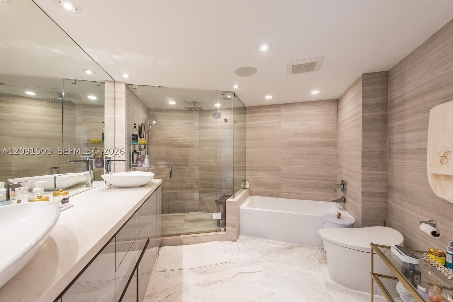 Real estate property located at 5660 Collins Ave #14C, Miami-dade, Fifty Six-sixty Collins A, Miami Beach, FL