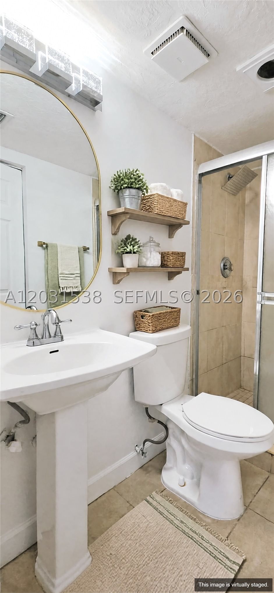Real estate property located at 608 Commodore Dr, Broward, Lago West Cluster Homes P, Plantation, FL