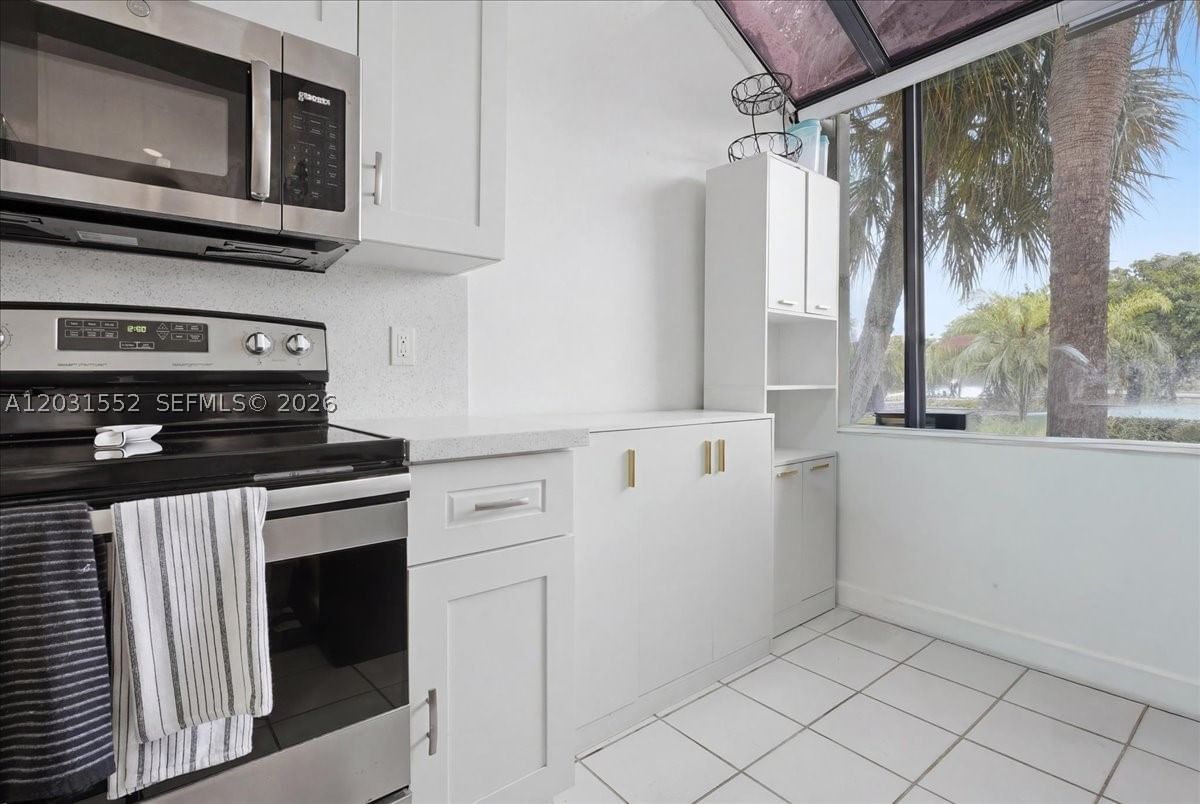 Real estate property located at 9839 138th Ave FA2R, Miami-dade, Esprit Condo, Miami, FL