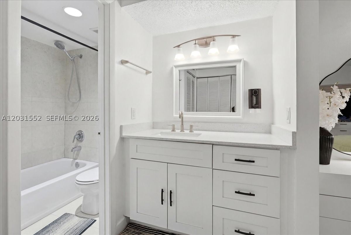 Real estate property located at 9839 138th Ave FA2R, Miami-dade, Esprit Condo, Miami, FL
