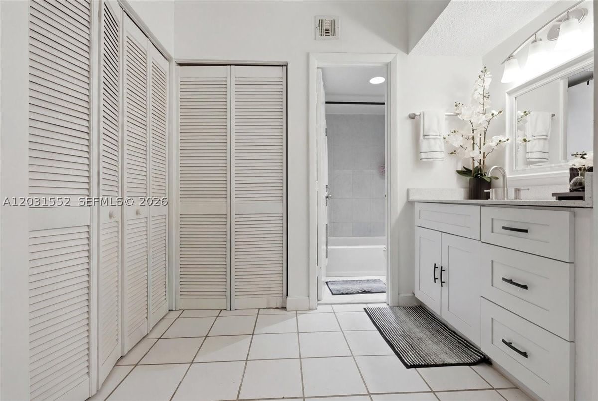 Real estate property located at 9839 138th Ave FA2R, Miami-dade, Esprit Condo, Miami, FL