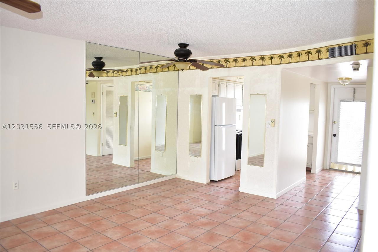 Real estate property located at 2701 Pine Island Rd #311, Broward, Sunrise Lakes 64 Condo, Sunrise, FL