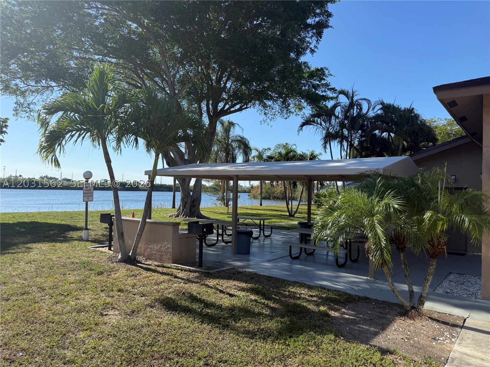 Real estate property located at 4570 18th Ave #506, Broward, Waters Edge Towers Condo, Deerfield Beach, FL