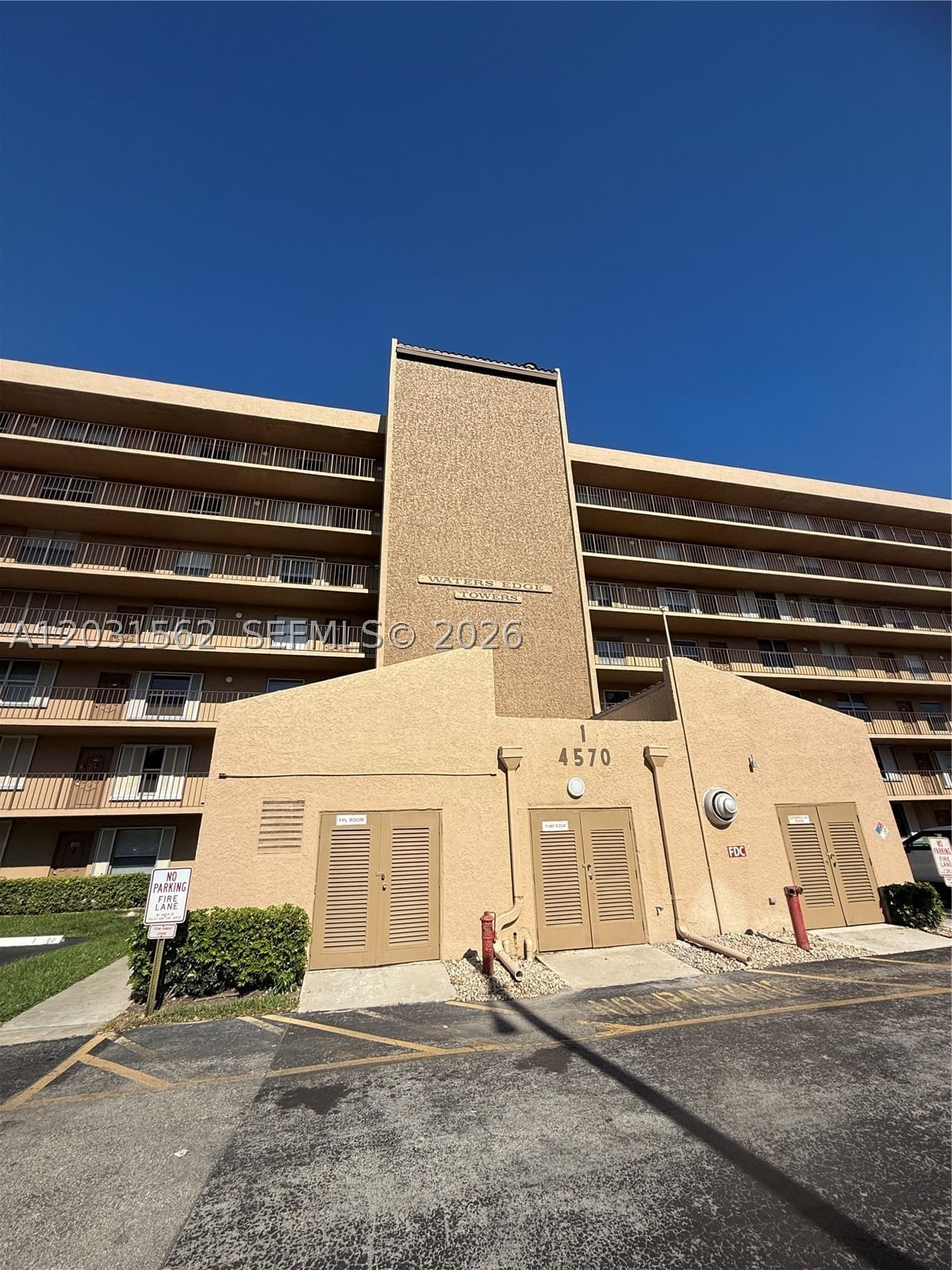Real estate property located at 4570 18th Ave #506, Broward, Waters Edge Towers Condo, Deerfield Beach, FL