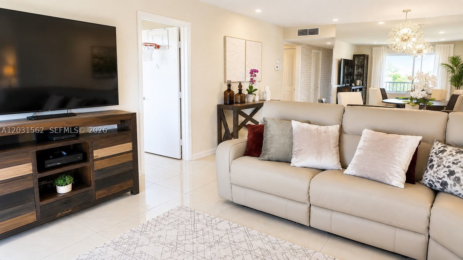 Real estate property located at 4570 18th Ave #506, Broward, Waters Edge Towers Condo, Deerfield Beach, FL