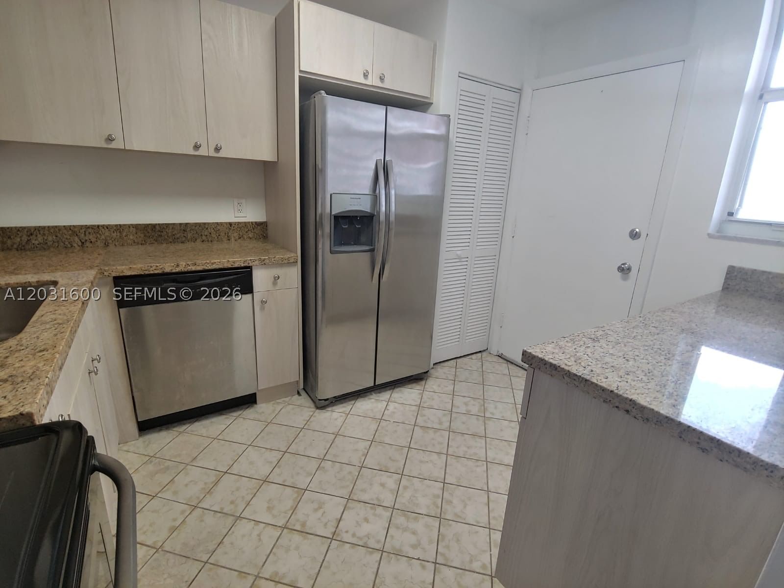 Real estate property located at 3660 166th St #511, Miami-dade, Eastern Shores White Hous, North Miami Beach, FL
