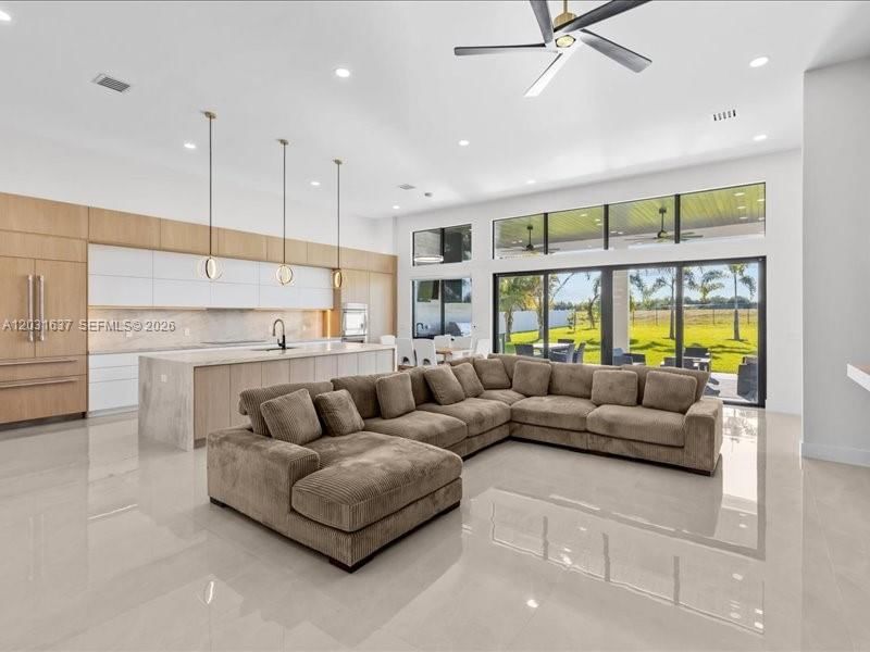 Real estate property located at 337 Kestor Dr, St Lucie, Port St Lucie Section 34, Port St Lucie, FL