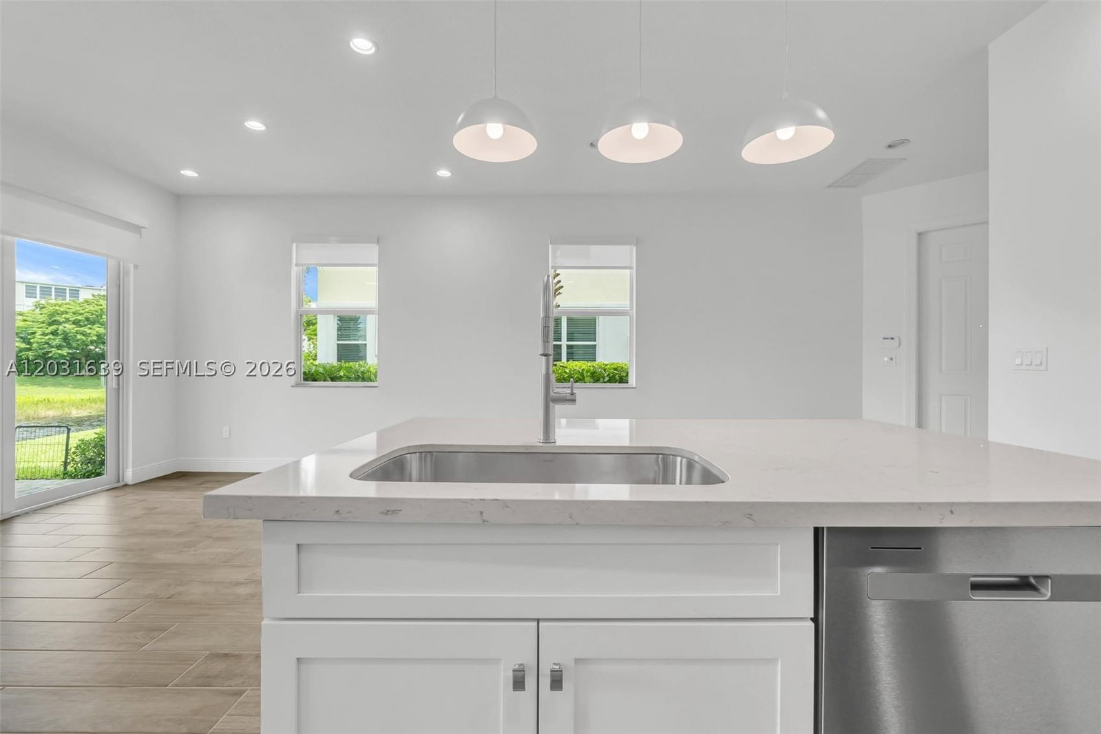 Real estate property located at 581 Sanderling Cir #581, Broward, Deerfield Crossing, Deerfield Beach, FL
