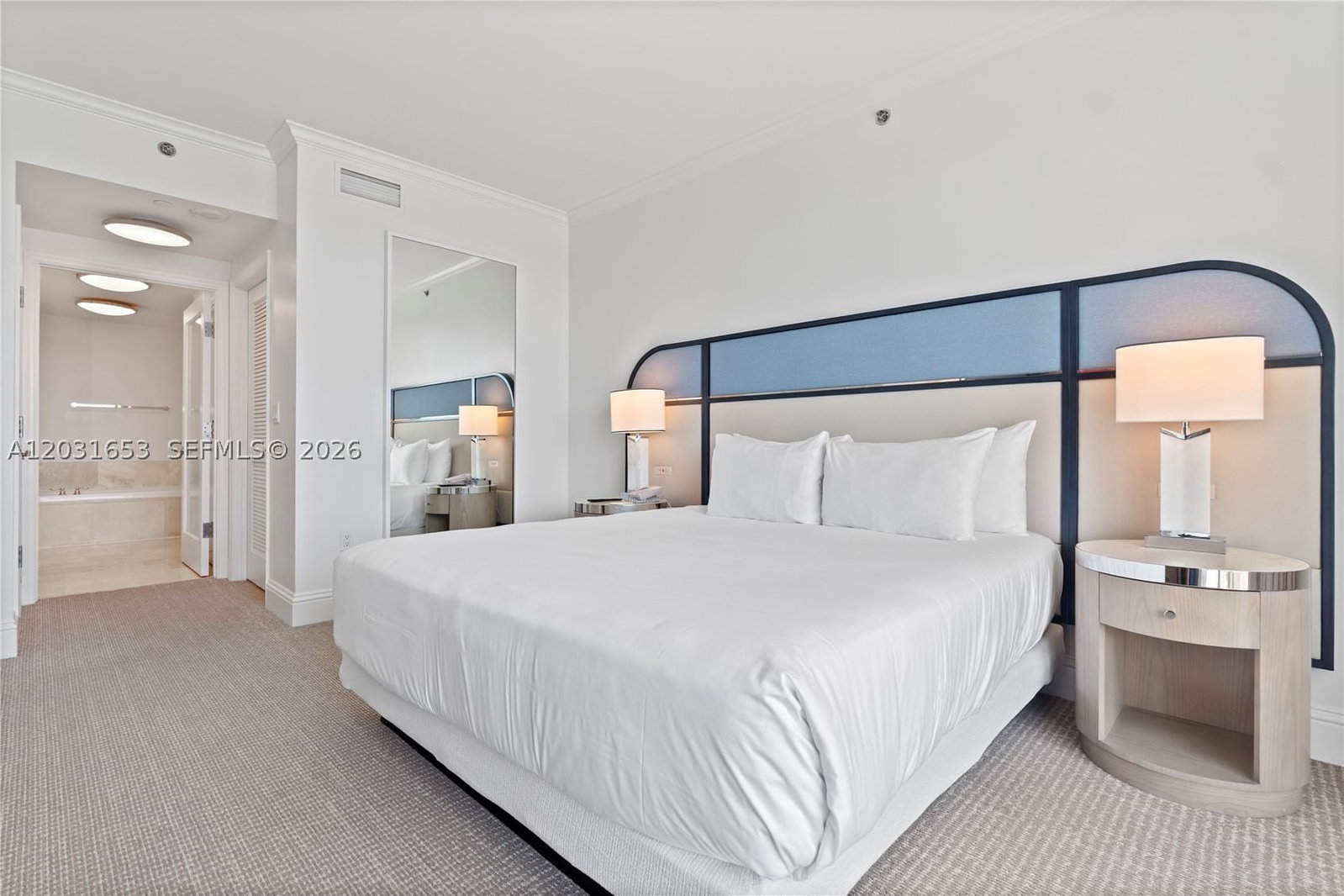Real estate property located at 4401 COLLINS AV #1206, Miami-dade, Fontainebleau Ii, Miami Beach, FL