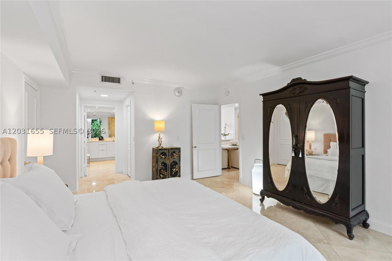 Real estate property located at 3400 27th Ave #207, Miami-dade, Ritz Carlton, Miami, FL