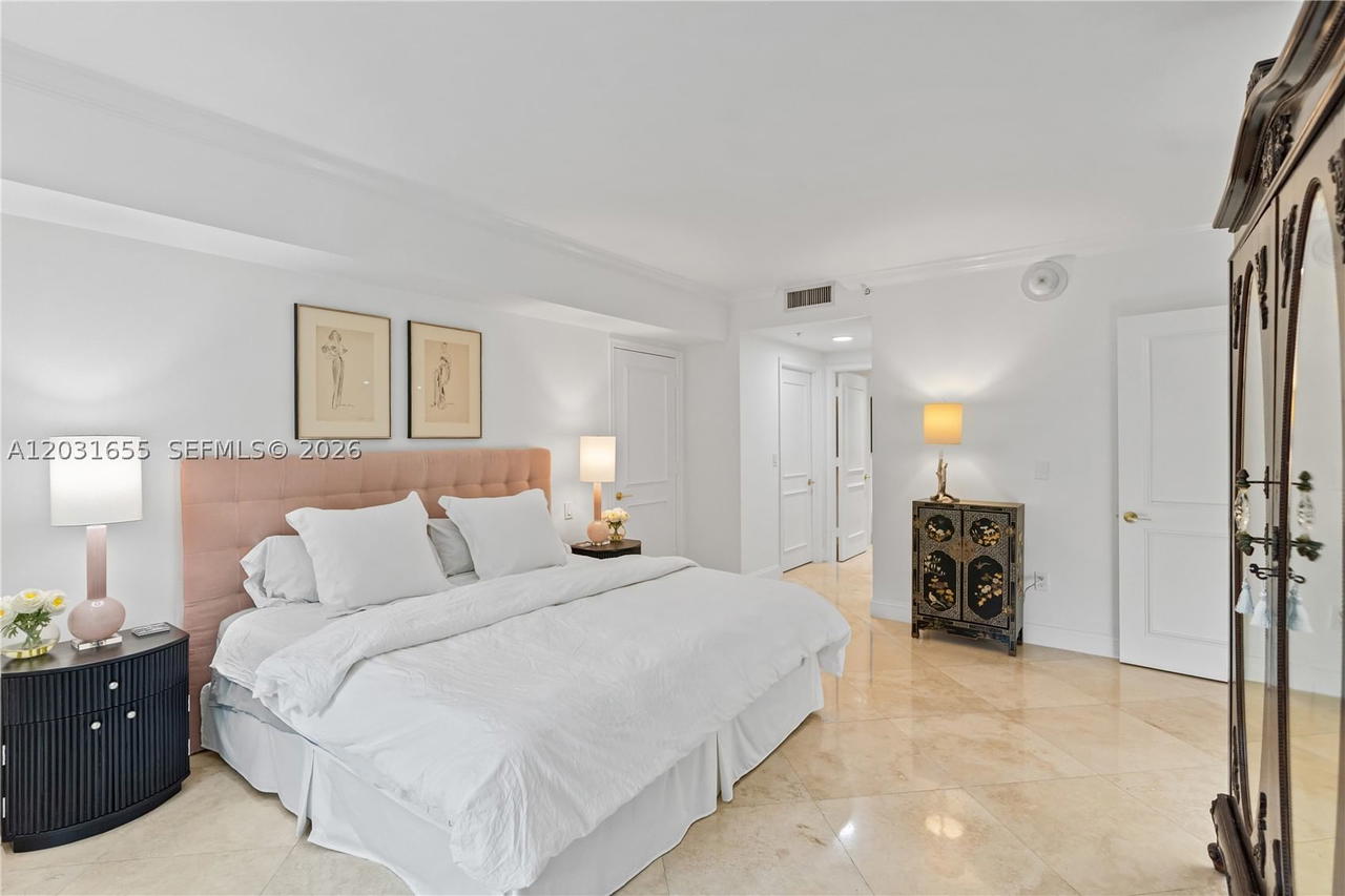 Real estate property located at 3400 27th Ave #207, Miami-dade, Ritz Carlton, Miami, FL