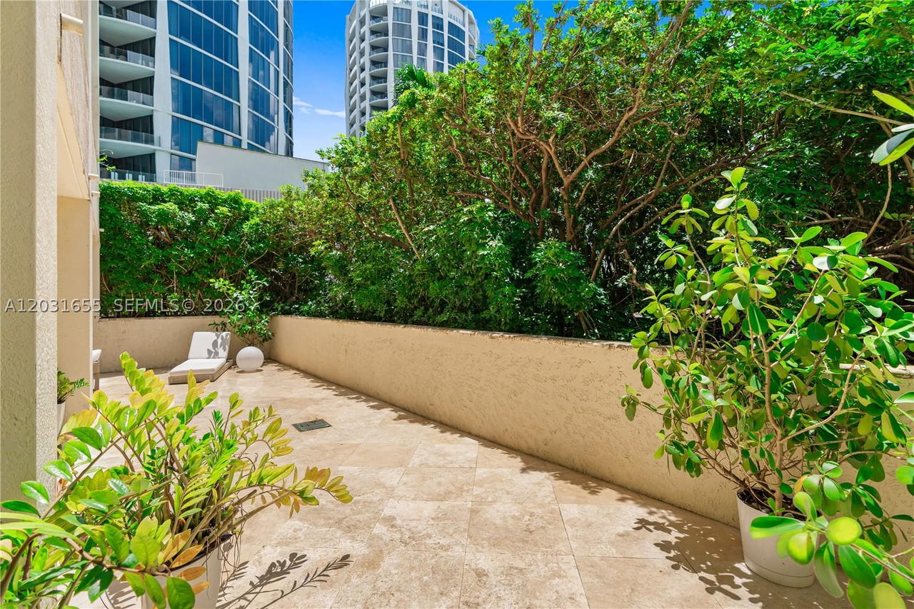 Real estate property located at 3400 27th Ave #207, Miami-dade, Ritz Carlton, Miami, FL