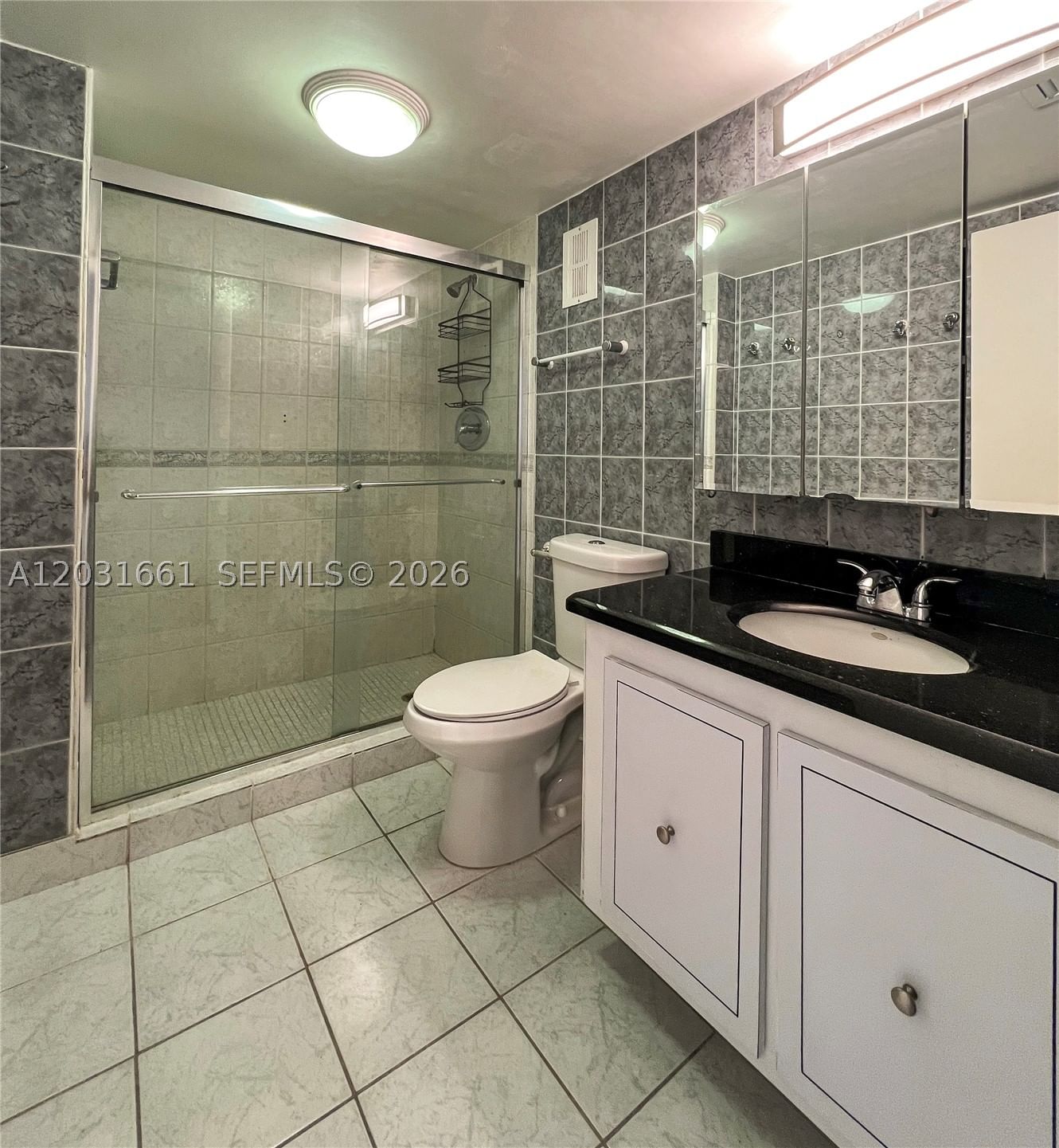 Real estate property located at 671 195th St #425-E, Miami-dade, Cedar Glenn Condo Apts Ea, Miami, FL