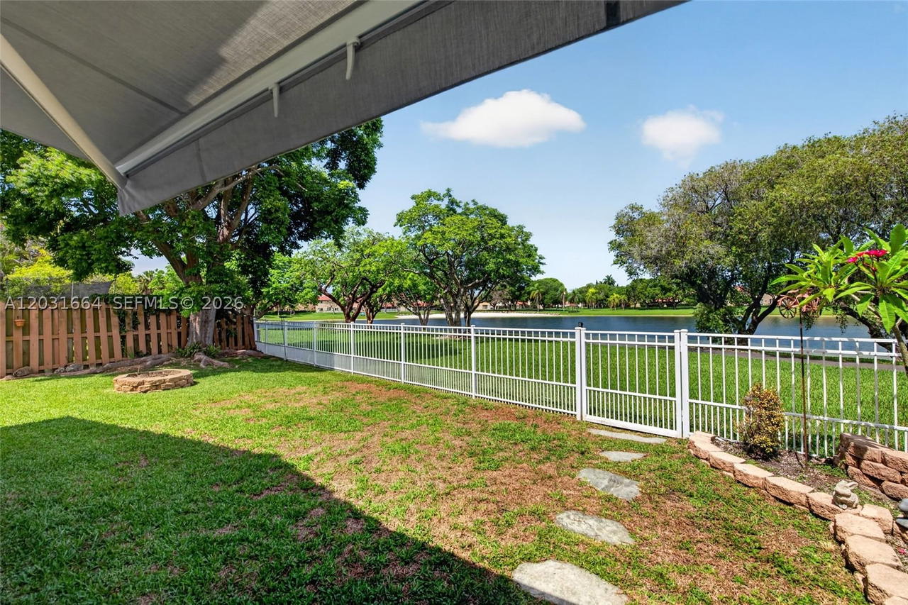 Real estate property located at 11038 148th Pl, Miami-dade, Sunfish At The Hammocks, Miami, FL