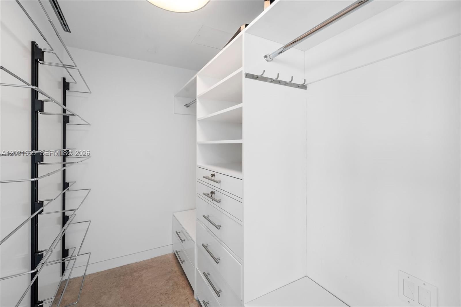 Real estate property located at 1643 Brickell Ave #4102, Miami-dade, Santa Maria Condo, Miami, FL