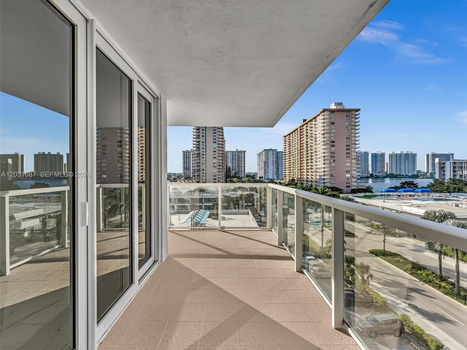 Real estate property located at 230 174th St #712, Miami-dade, Winston Tower 300 Condo, Sunny Isles Beach, FL