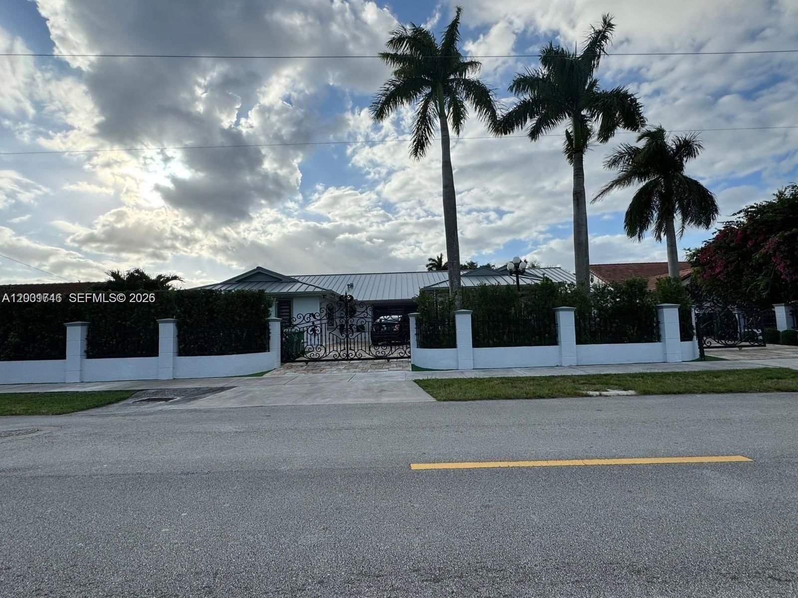 Real estate property located at 3690 139th Ave, Miami-dade, J G Heads Farms, Miami, FL
