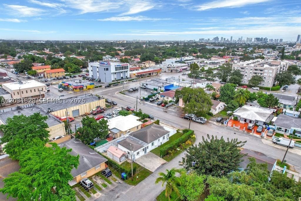 Real estate property located at 600 34th Ave, Miami-dade, Twelfth St Manors, Miami, FL