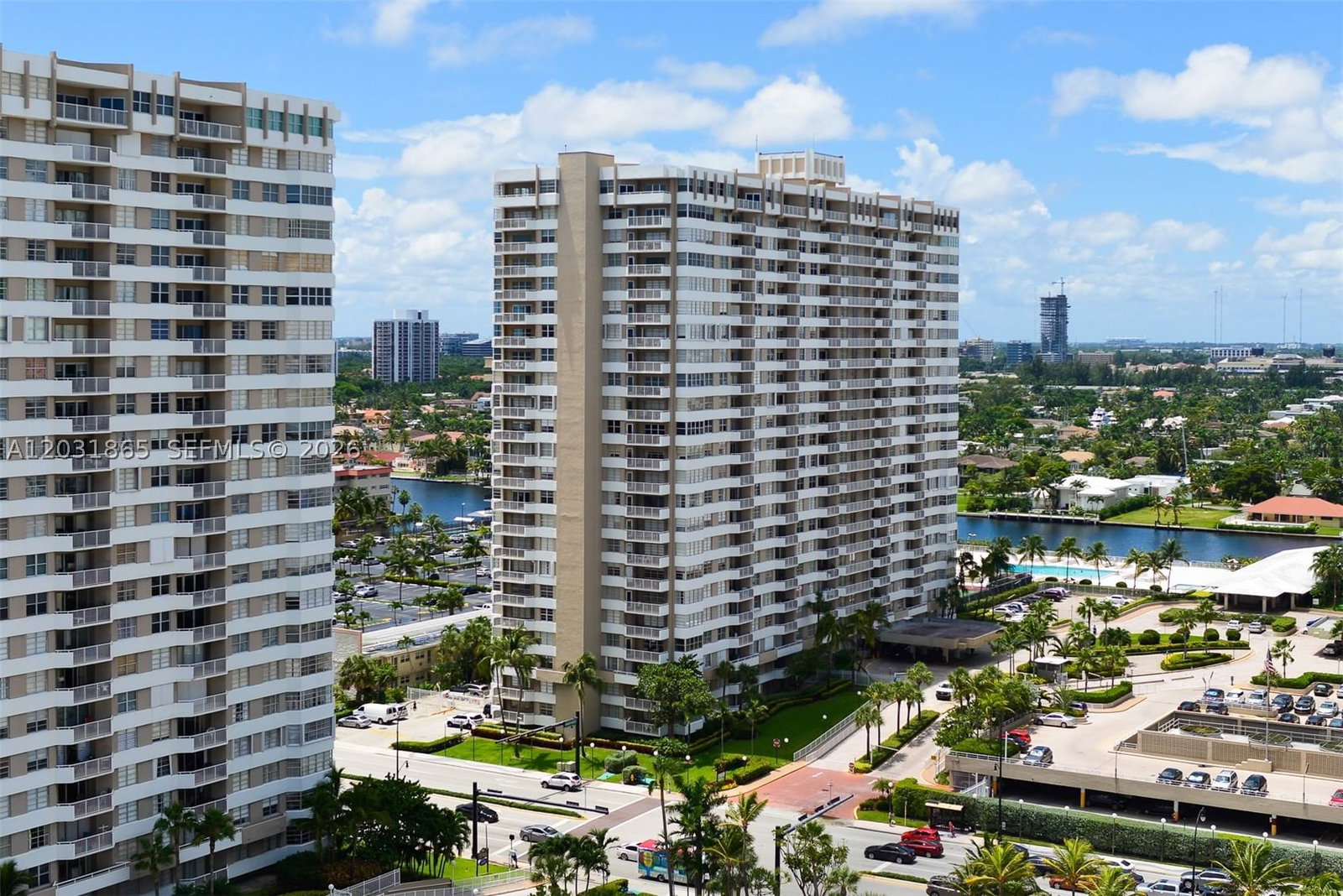 Real estate property located at 1985 Ocean Dr #4G, Broward, Hemispheres Condo, Hallandale Beach, FL