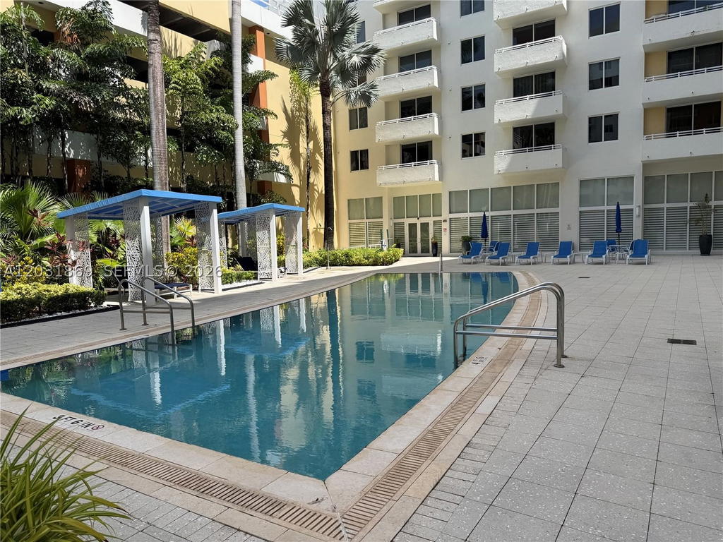 Real estate property located at 18800 29th Ave #405, Miami-dade, Venture At Aventura East, Aventura, FL