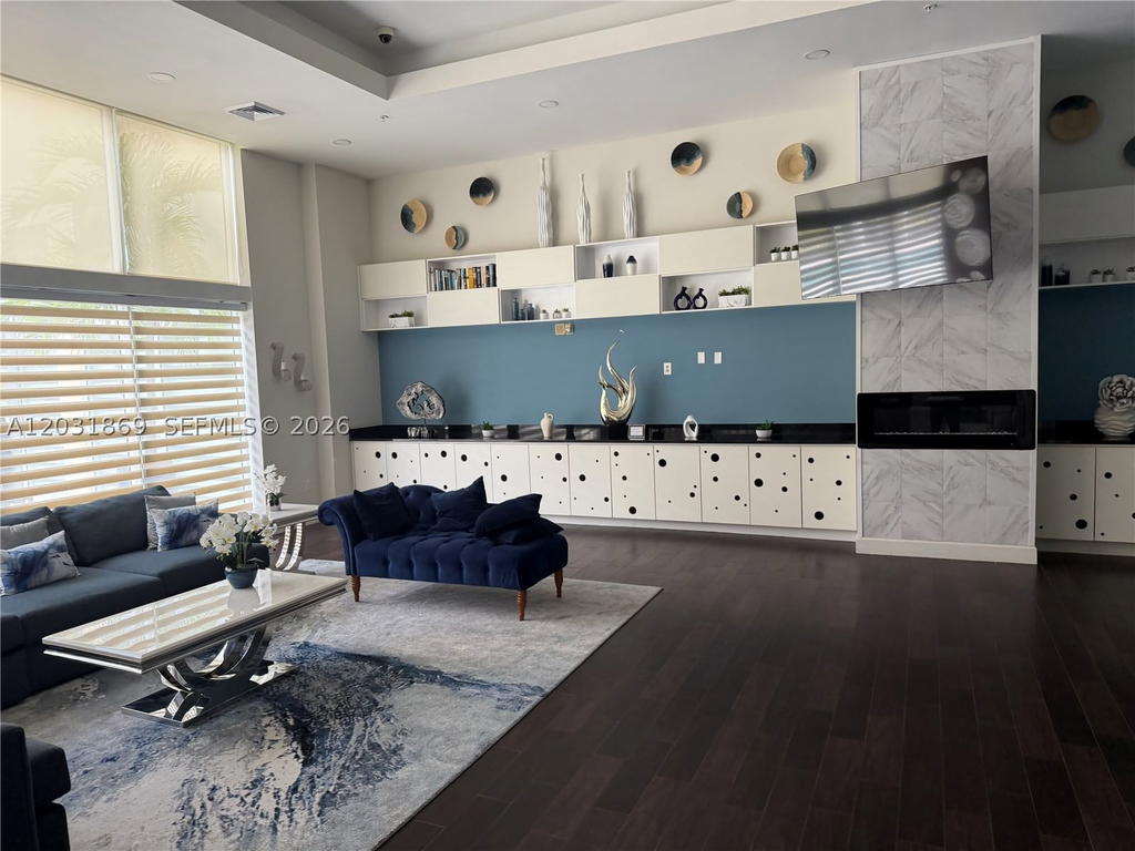 Real estate property located at 18800 29th Ave #405, Miami-dade, Venture At Aventura East, Aventura, FL