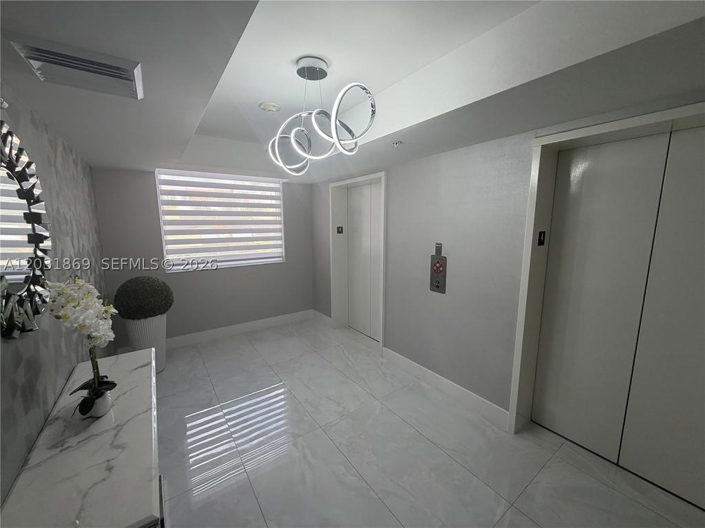 Real estate property located at 18800 29th Ave #405, Miami-dade, Venture At Aventura East, Aventura, FL