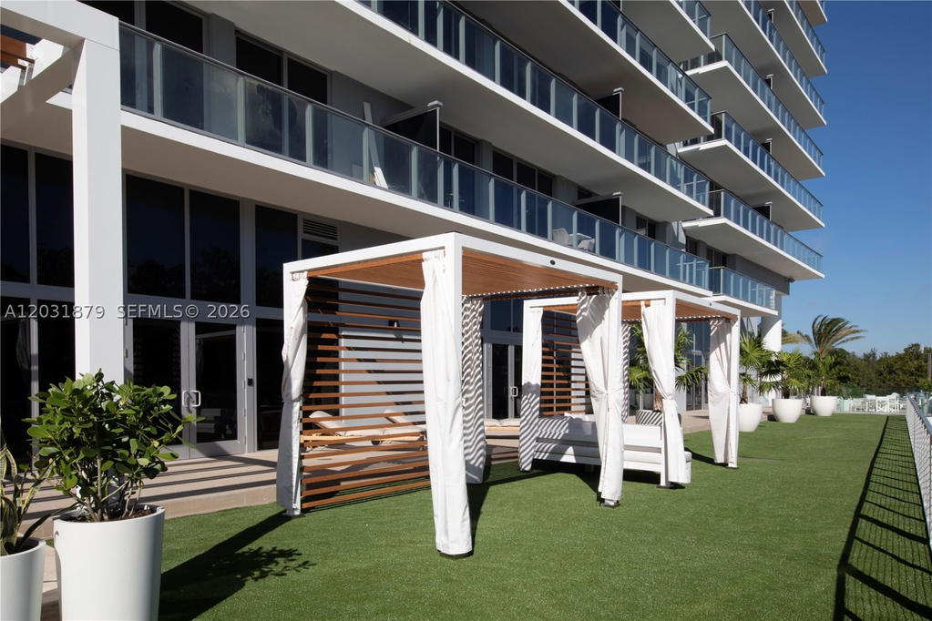 Real estate property located at 16385 Biscayne Blvd #1615, Miami-dade, The Harbour South Condo, North Miami Beach, FL