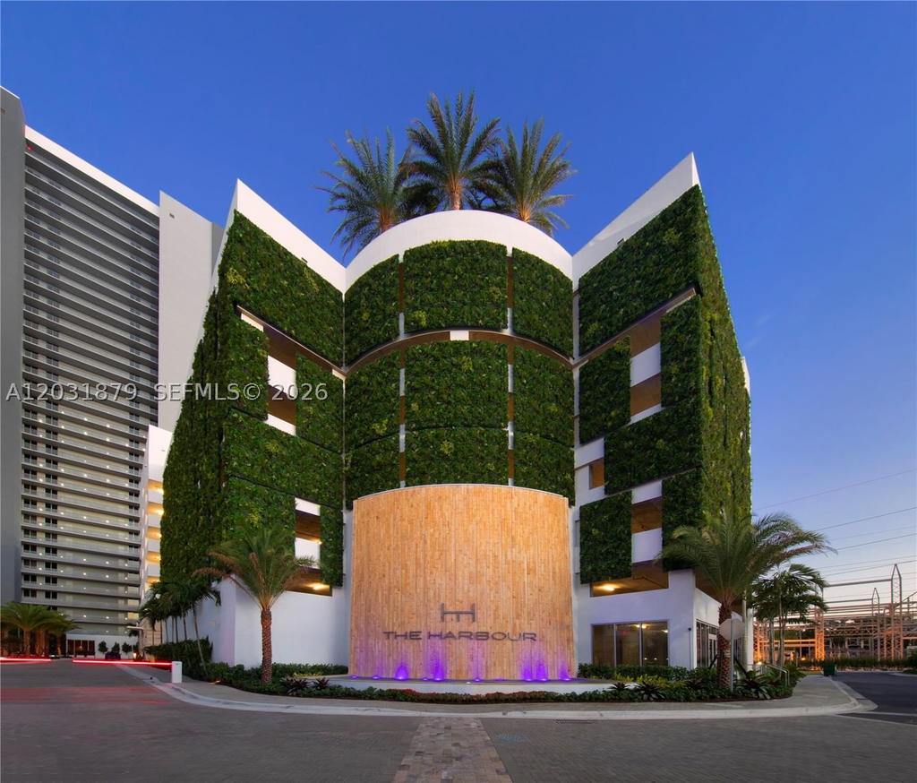 Real estate property located at 16385 Biscayne Blvd #1615, Miami-dade, The Harbour South Condo, North Miami Beach, FL