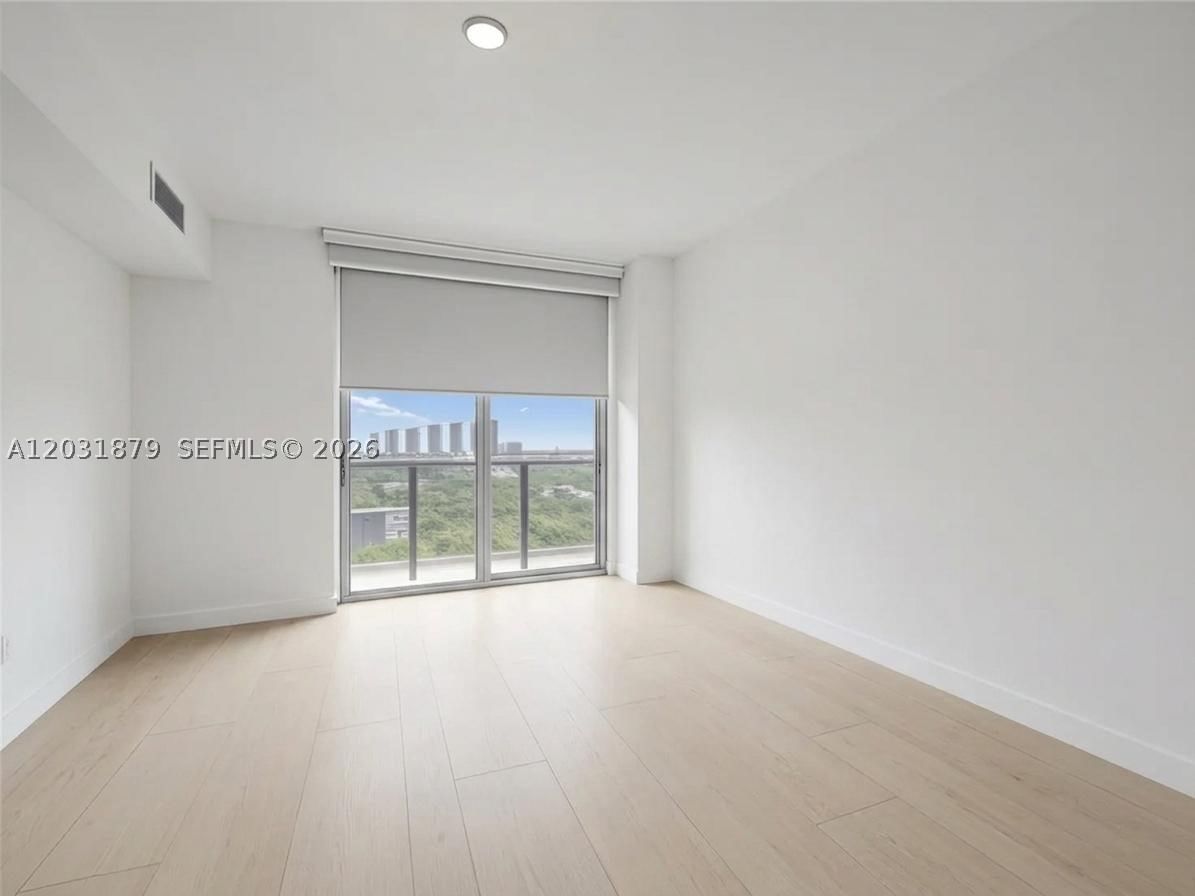 Real estate property located at 16385 Biscayne Blvd #1615, Miami-dade, The Harbour South Condo, North Miami Beach, FL