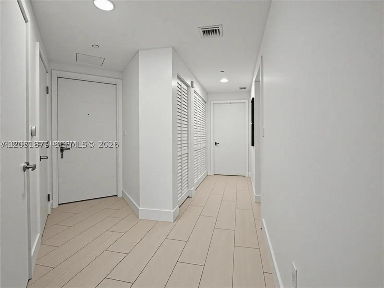 Real estate property located at 16385 Biscayne Blvd #1615, Miami-dade, The Harbour South Condo, North Miami Beach, FL