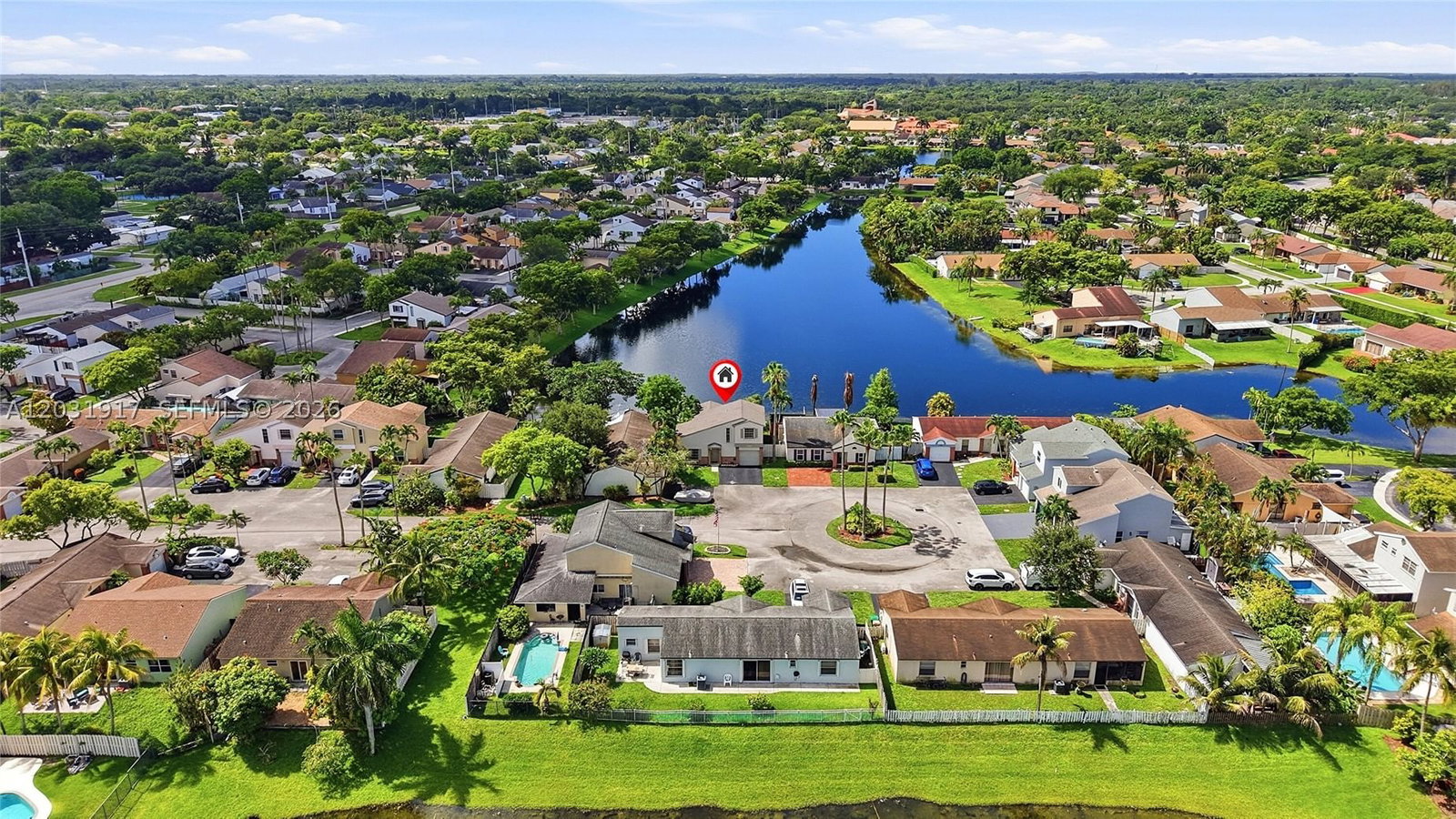 Real estate property located at 13760 Cumberland Pl, Broward, Shenandoah Section One, Davie, FL