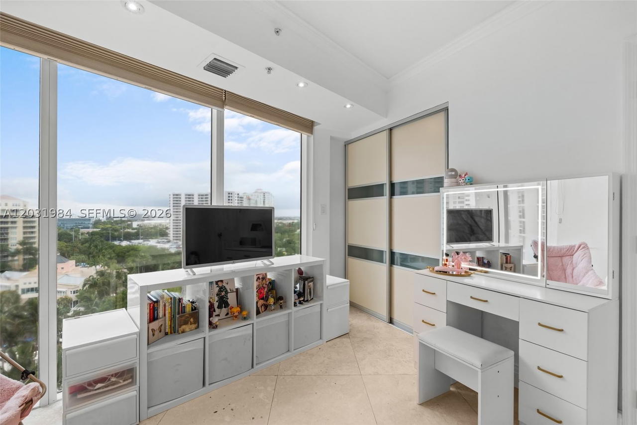 Real estate property located at 3370 Hidden Bay Dr #1205, Miami-dade, 100 Hidden Bay Condo, Aventura, FL