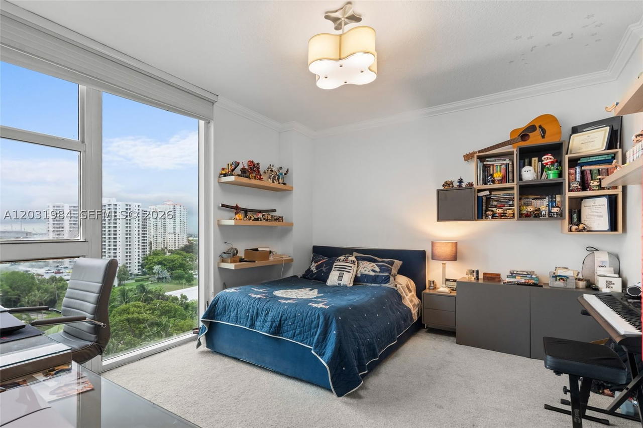Real estate property located at 3370 Hidden Bay Dr #1205, Miami-dade, 100 Hidden Bay Condo, Aventura, FL
