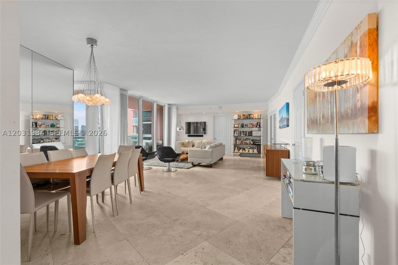 Real estate property located at 3370 Hidden Bay Dr #1205, Miami-dade, 100 Hidden Bay Condo, Aventura, FL