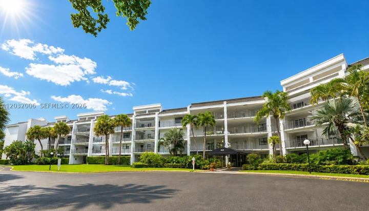 Real estate property located at 16051 Blatt Blvd #401, Broward, Fairways At Bonaventure C, Weston, FL