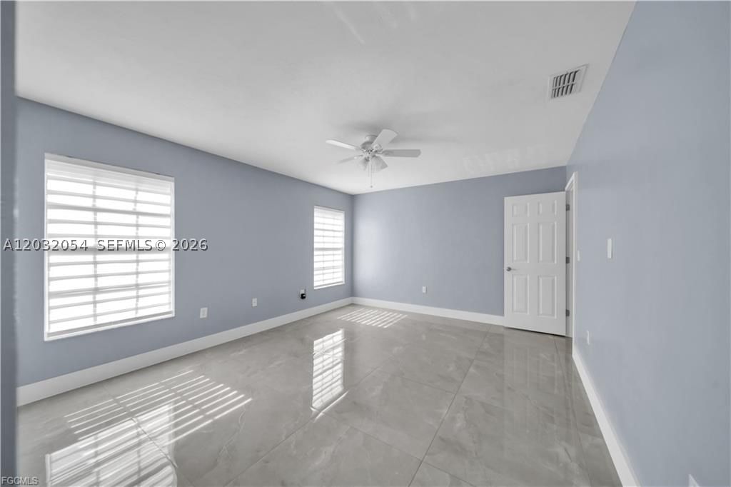 Real estate property located at 538 Whispering Wind Bnd, Lee, Lehigh Acres, Lehigh Acres, FL