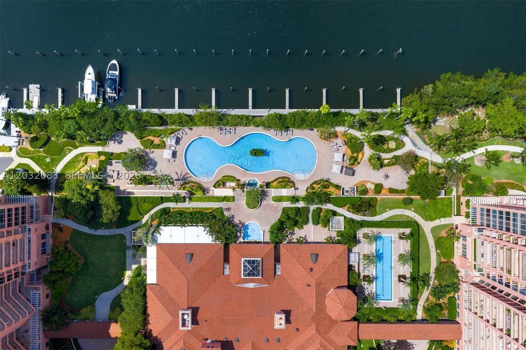Real estate property located at 60 Edgewater Dr TS-D, Miami-dade, The Gables Condo, Coral Gables, FL