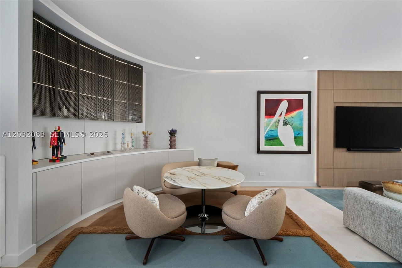 Real estate property located at 60 Edgewater Dr TS-D, Miami-dade, The Gables Condo, Coral Gables, FL