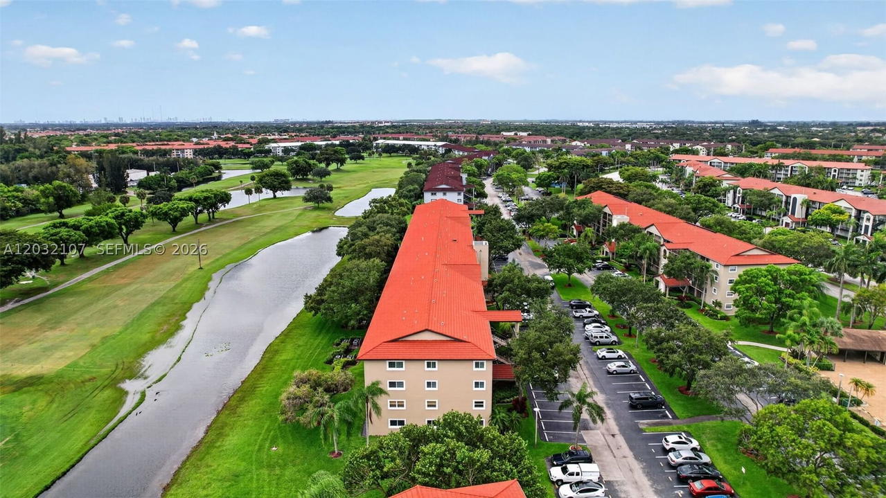 Real estate property located at 1101 128th Ter #409C, Broward, Cambridge At Century, Pembroke Pines, FL