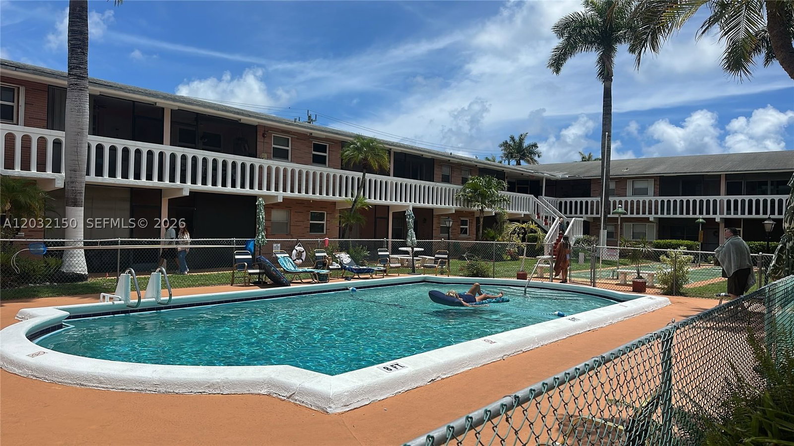 Real estate property located at 160 8th Ave #25A, Broward, Eldorado Country Club Apt, Hallandale Beach, FL