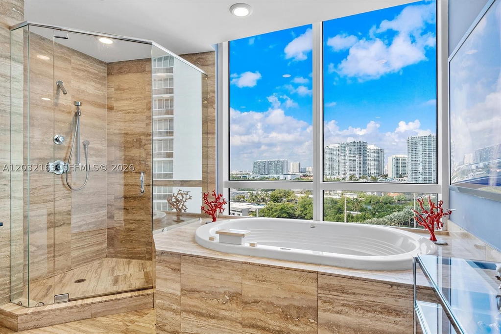 Real estate property located at 15901 Collins Ave #904, Miami-dade, Tdr Tower Ii Condo, Sunny Isles Beach, FL