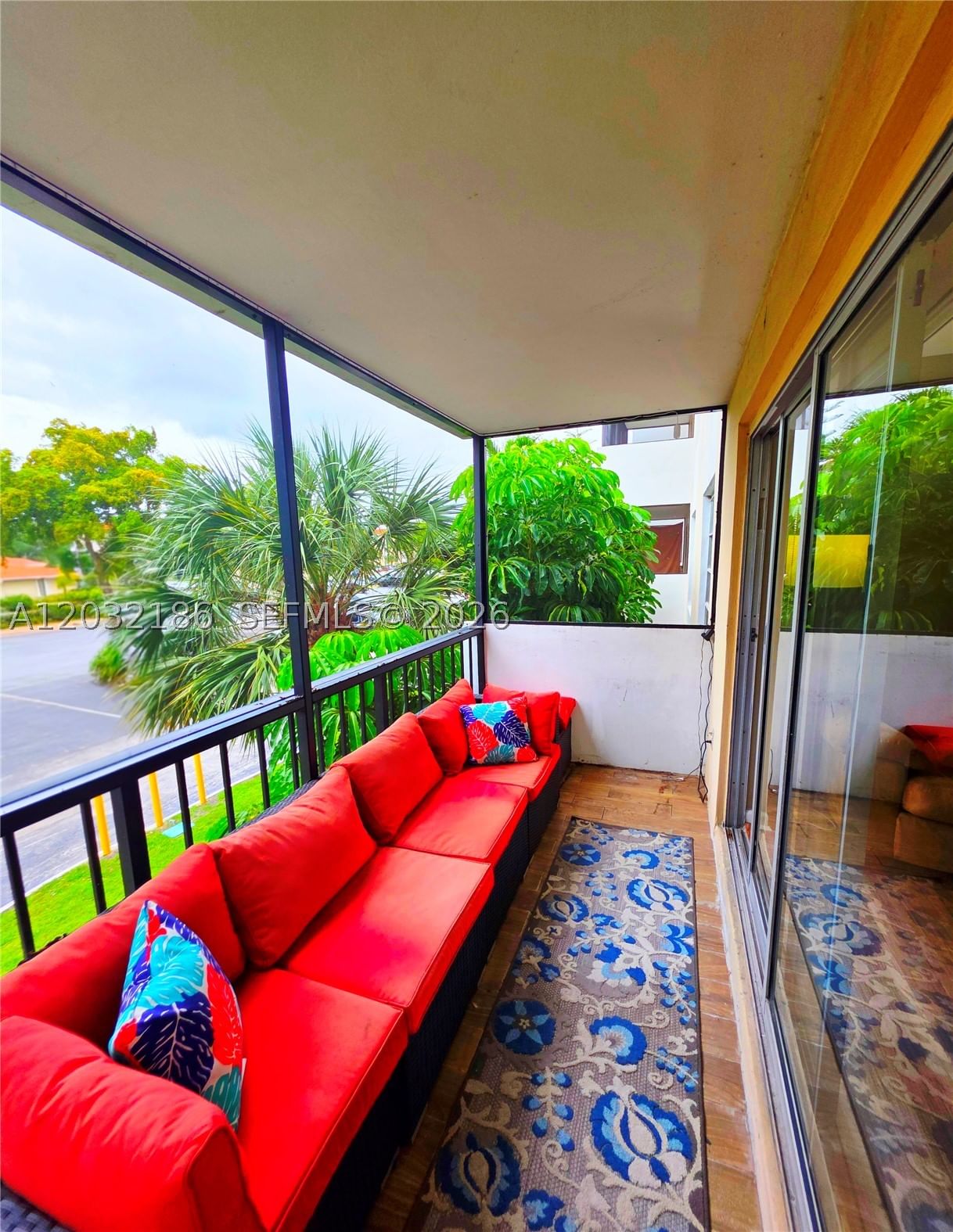 Real estate property located at 4164 Inverrary Dr #204, Broward, Manors Of Inverrary Xii, Lauderhill, FL