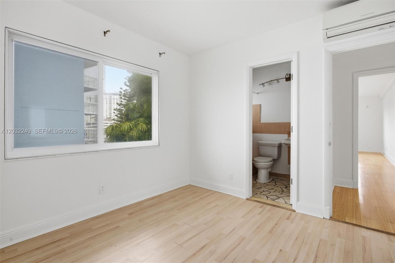 Real estate property located at 13105 Ixora Ct #300, Miami-dade, Keystone Arms Condo, North Miami, FL