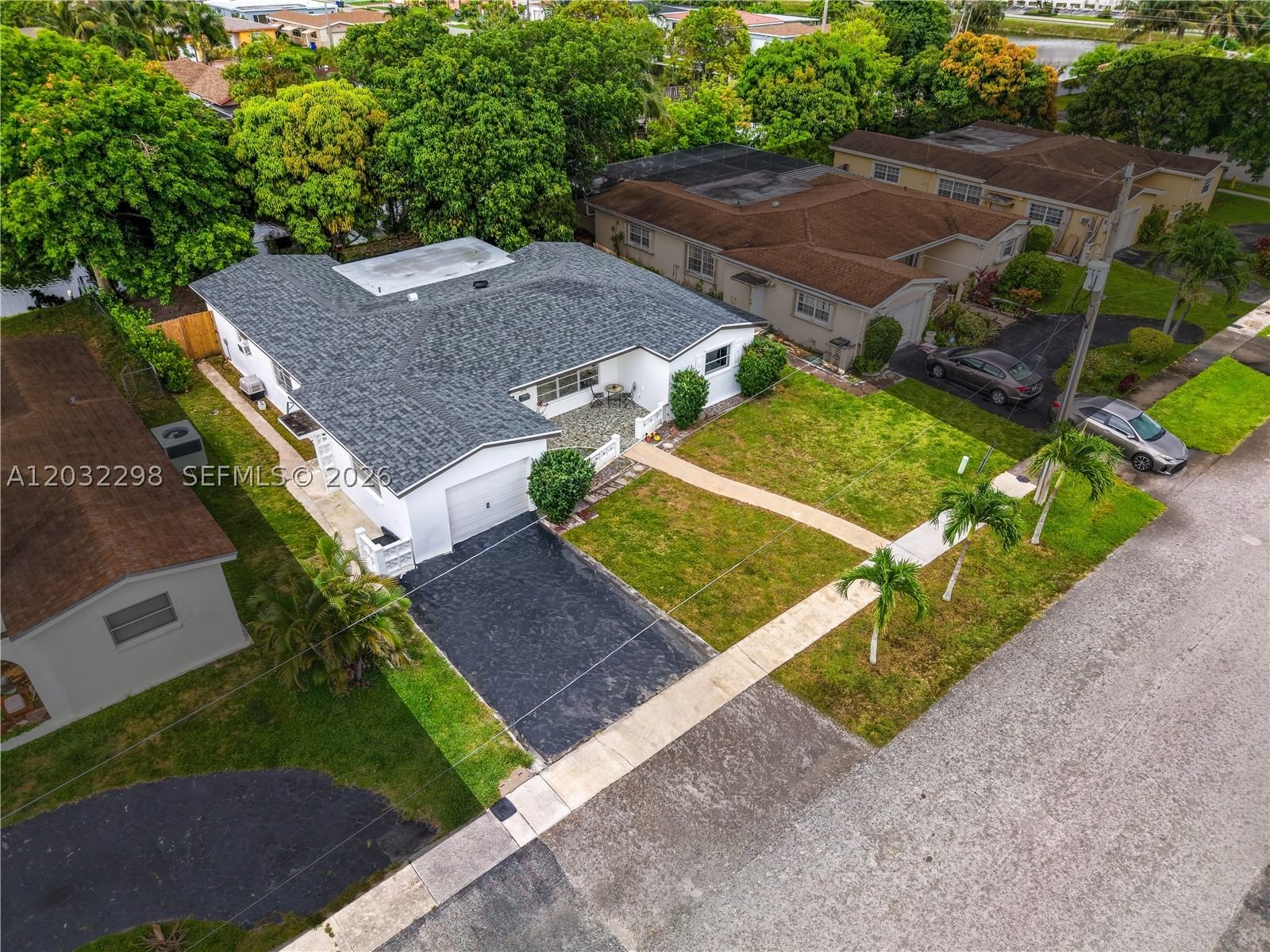 Real estate property located at 3940 47th Ave, Broward, Oakland Estates 6th Sec, Lauderdale Lakes, FL