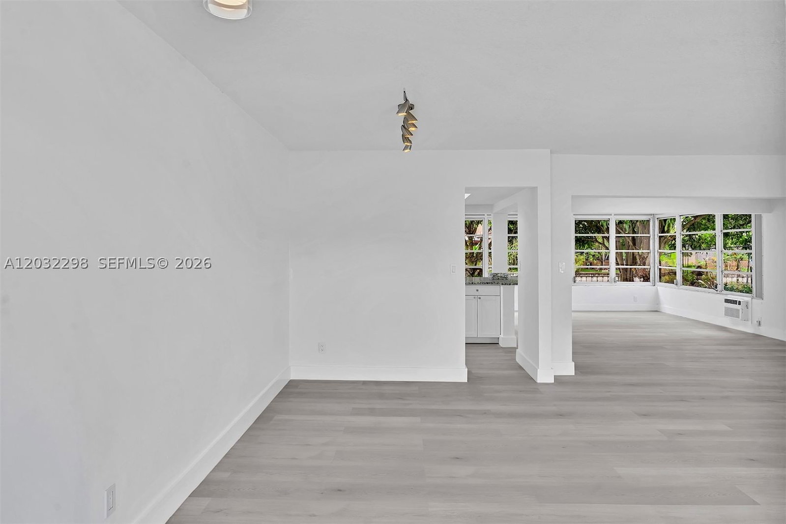 Real estate property located at 3940 47th Ave, Broward, Oakland Estates 6th Sec, Lauderdale Lakes, FL