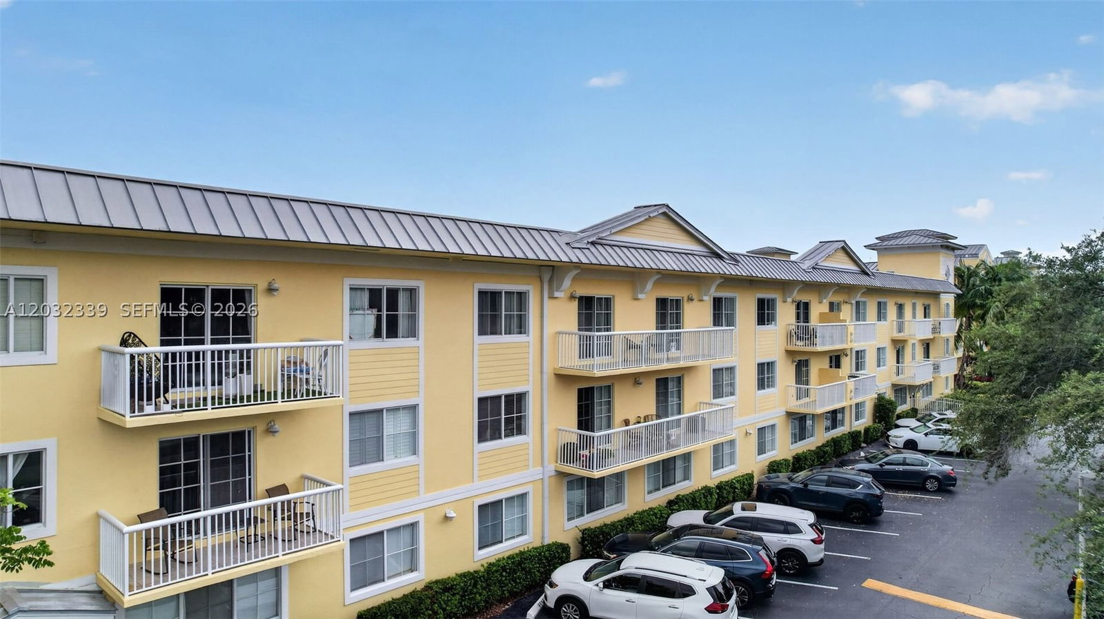 Real estate property located at 150 15th Ave #140, Broward, Pine Crest Village Ii At, Fort Lauderdale, FL