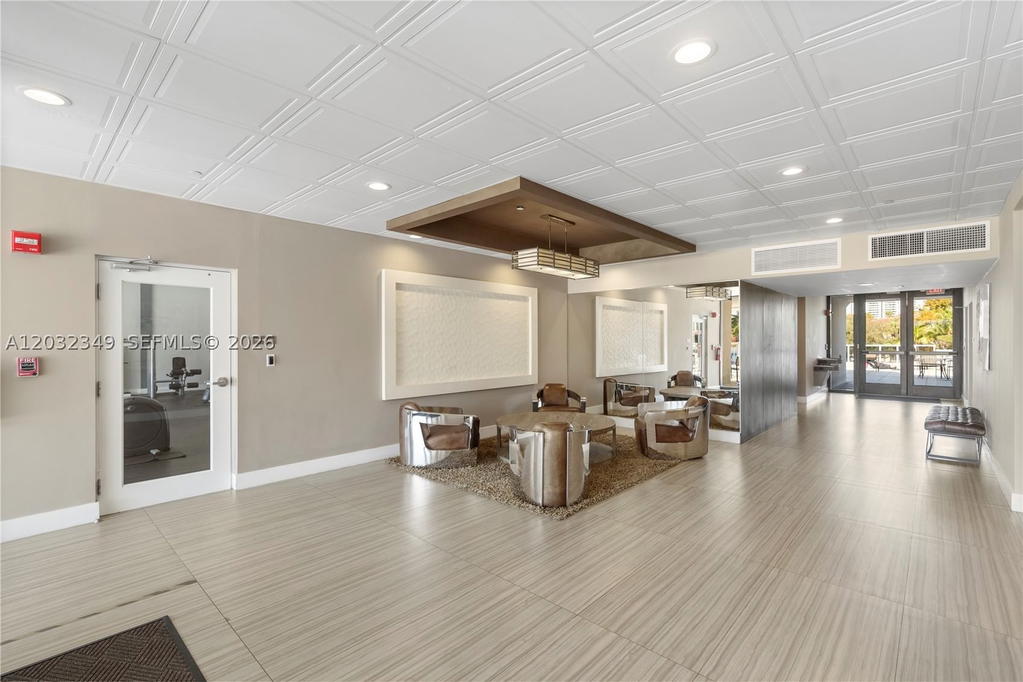 Real estate property located at 3675 Country Club Dr #2201, Miami-dade, Aventura Eldorado Condo, Aventura, FL