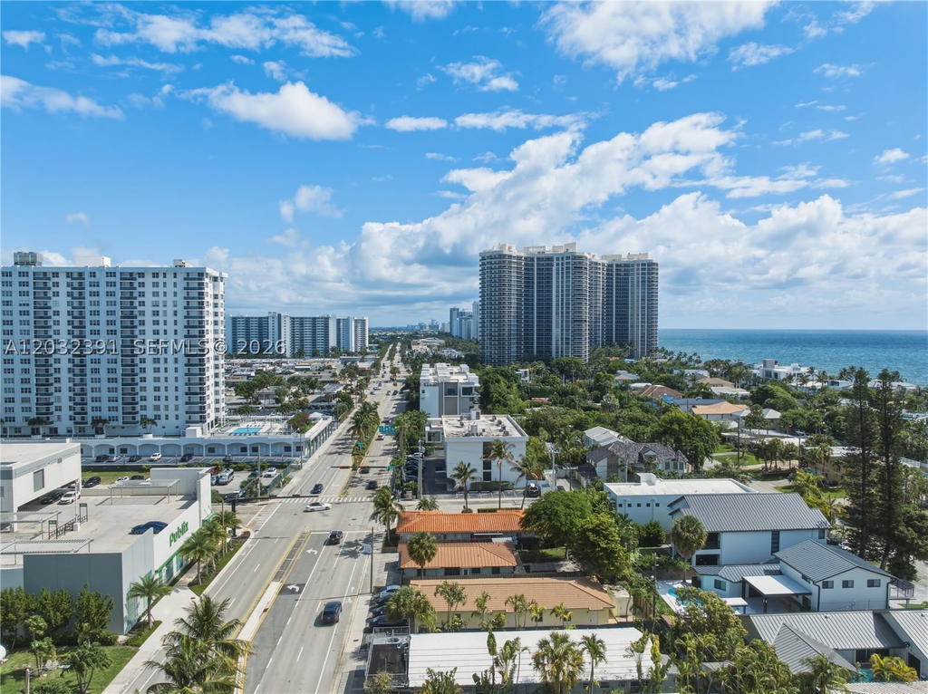 Real estate property located at 3000 Ocean Blvd #303, Broward, East Shore Condo, Fort Lauderdale, FL