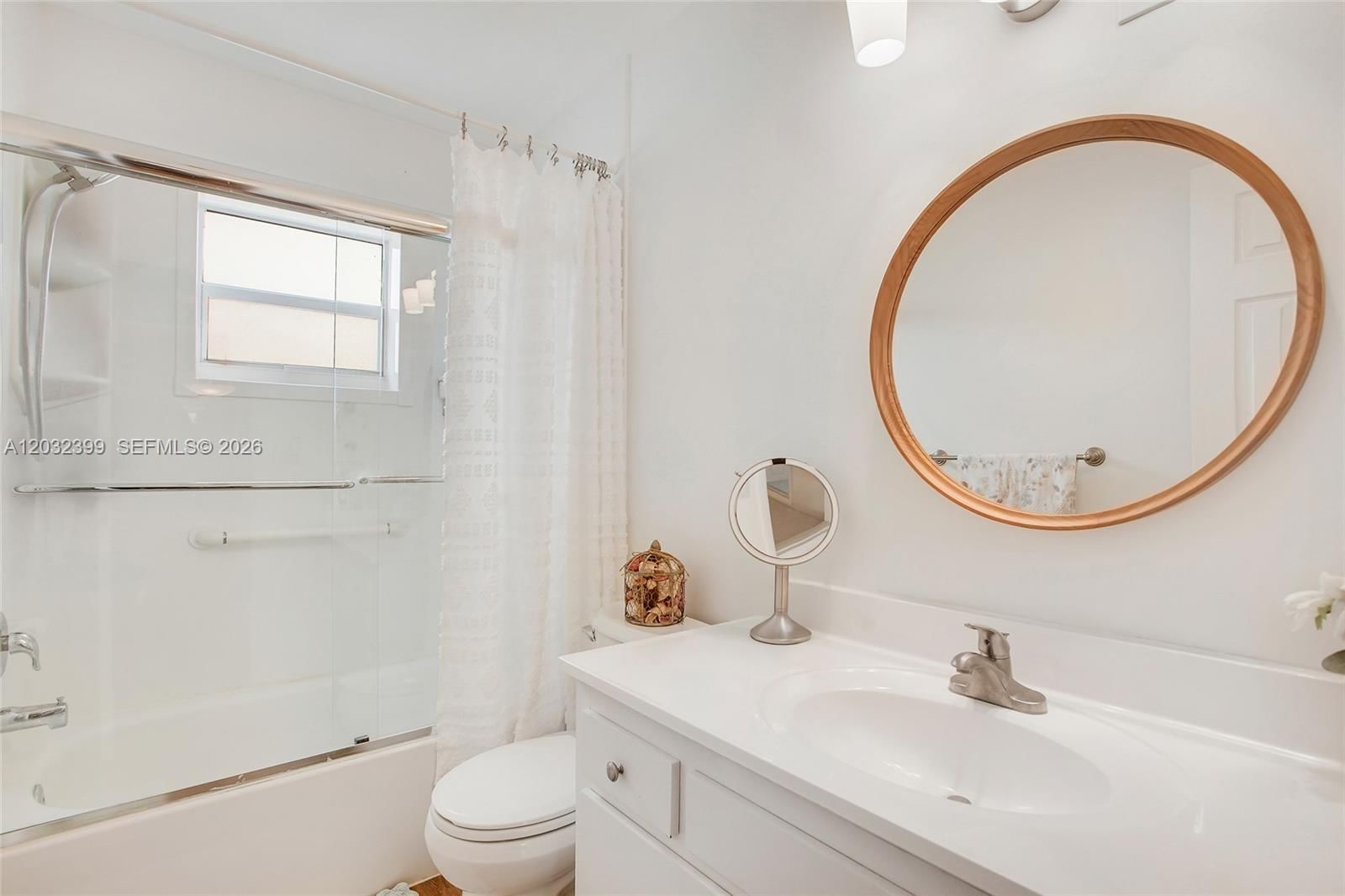 Real estate property located at 5300 Washington St O224, Broward, Beverly Hills Condo Numbe, Hollywood, FL