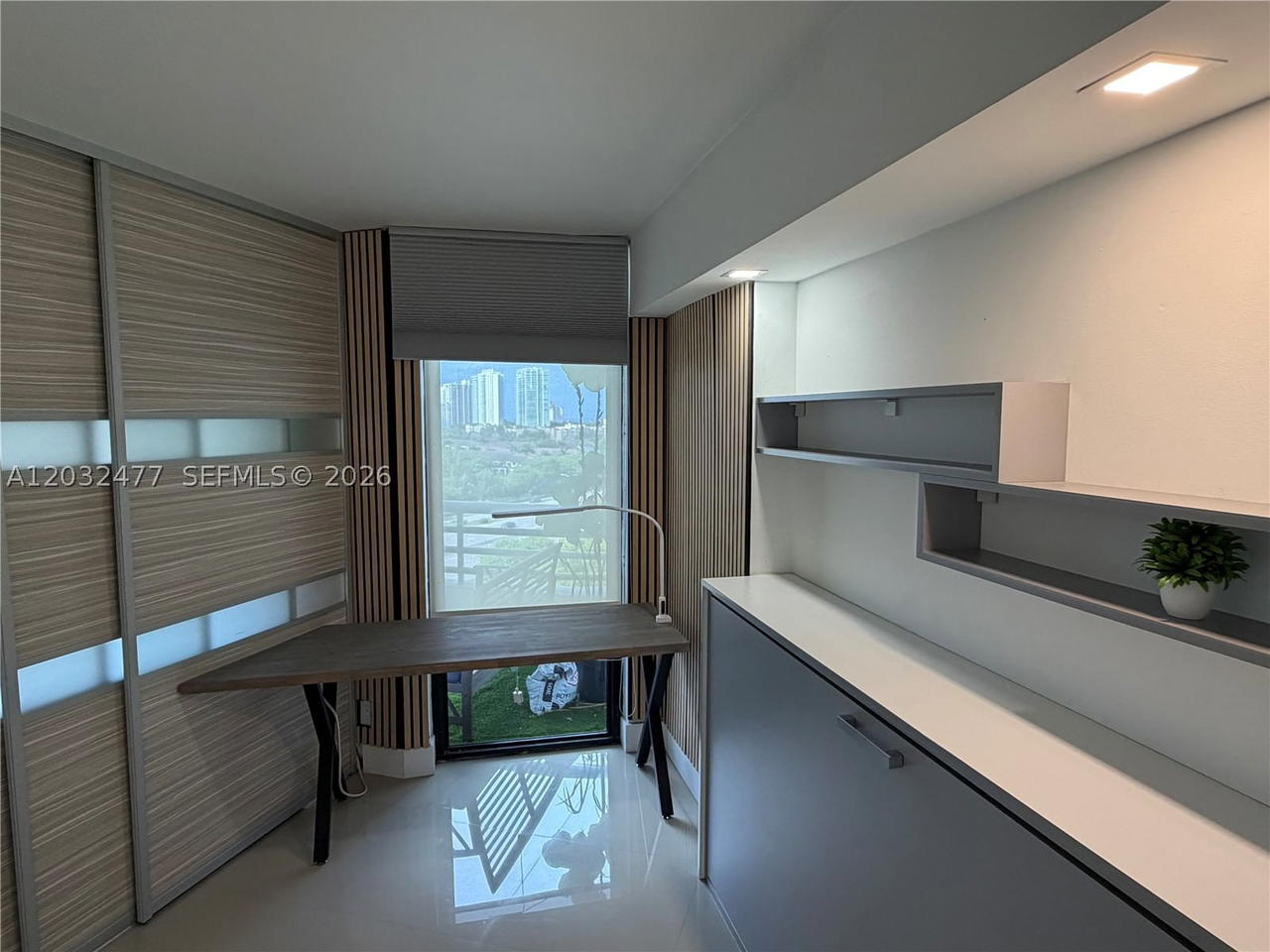 Real estate property located at 3300 192nd St #1109, Miami-dade, Parc Central Aventura Eas, Aventura, FL